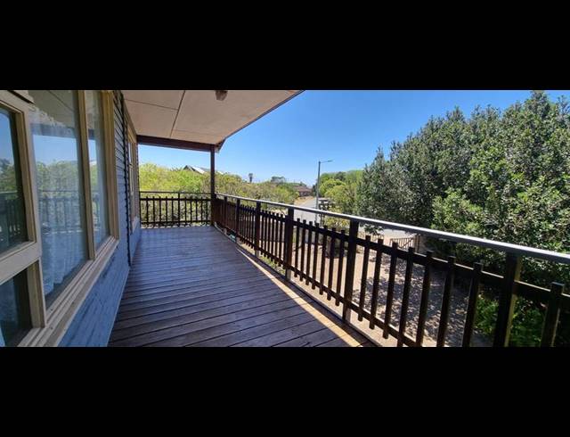 2 BEDROOM HOUSE FOR SALE IN FRAAIUITSIG